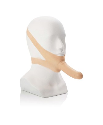 The Accommodator Dong Light skin tone