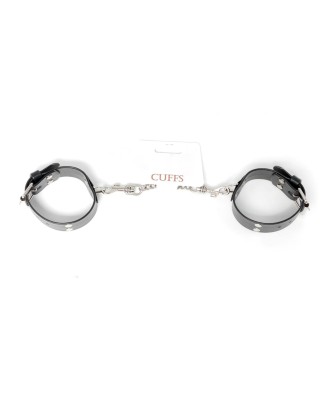 Fetish B - Series Handcuffs with studs 3 cm