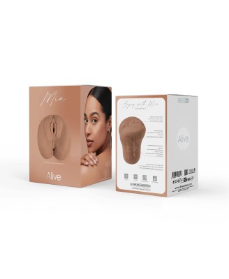 Mia Super Realistic Masturbator
