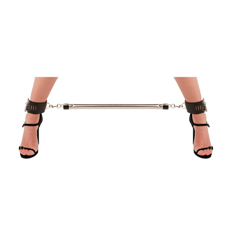 Spreader bar with ankle cuffs
