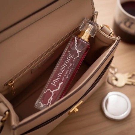 PheroStrong Pheromone Flare - Perfumy z Feromonami - Damskie