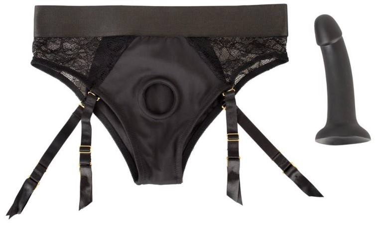 Your Strap-On Briefs & Dildo