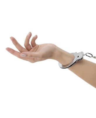 Bedroom Fantasies - Metal hancuff