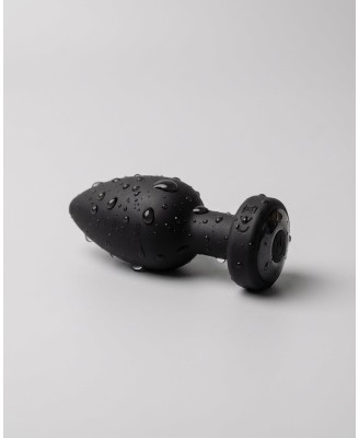 Vibrating butt plug