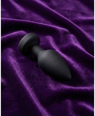 Vibrating butt plug