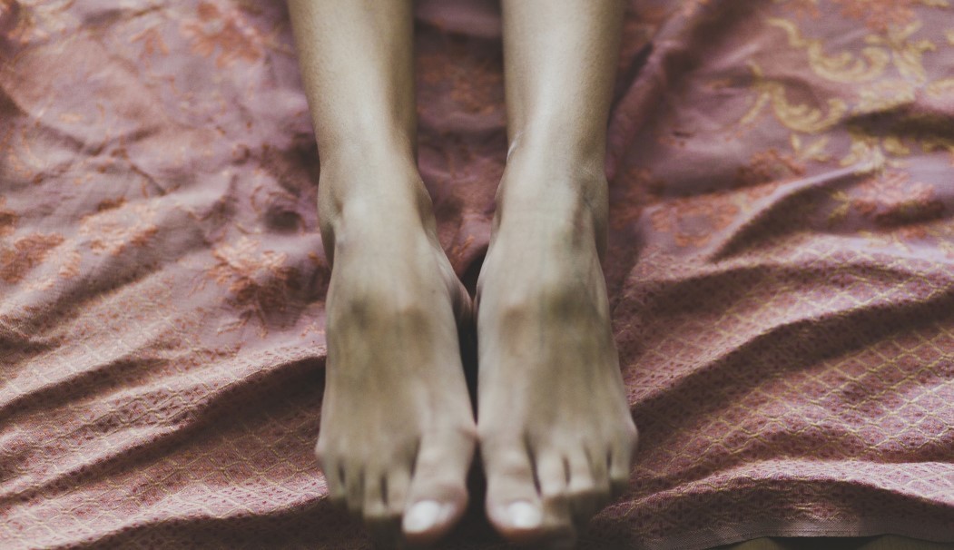 Footfisting: Praktyka, odmiany i konteksty seksualne