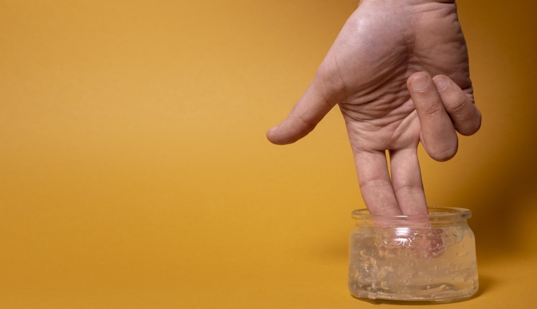 Dlaczego warto korzystać z lubrykantów? Korzyści, zastosowania i wybór odpowiedniego produktu