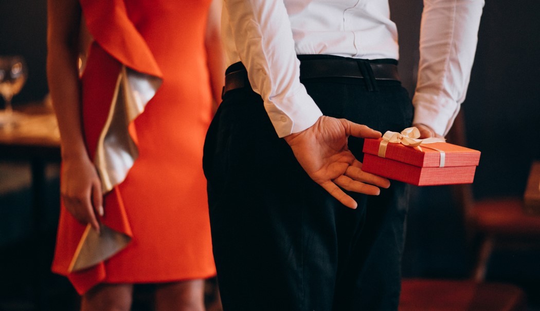 Gadżet erotyczny jako prezent pod gwiazdkę: Idealny prezent dla dorosłych