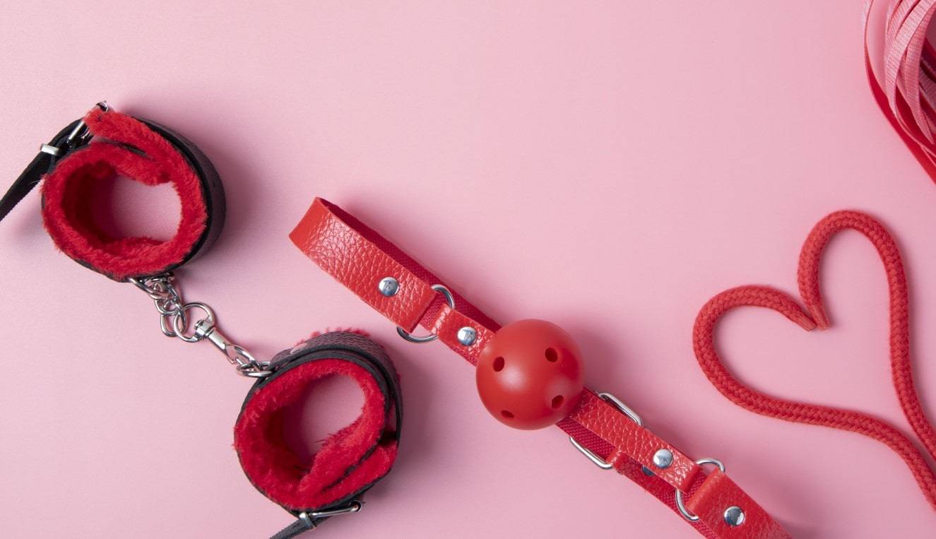 Kneble do ust - jaką wielkość dobrać i jakie rodzaje występują