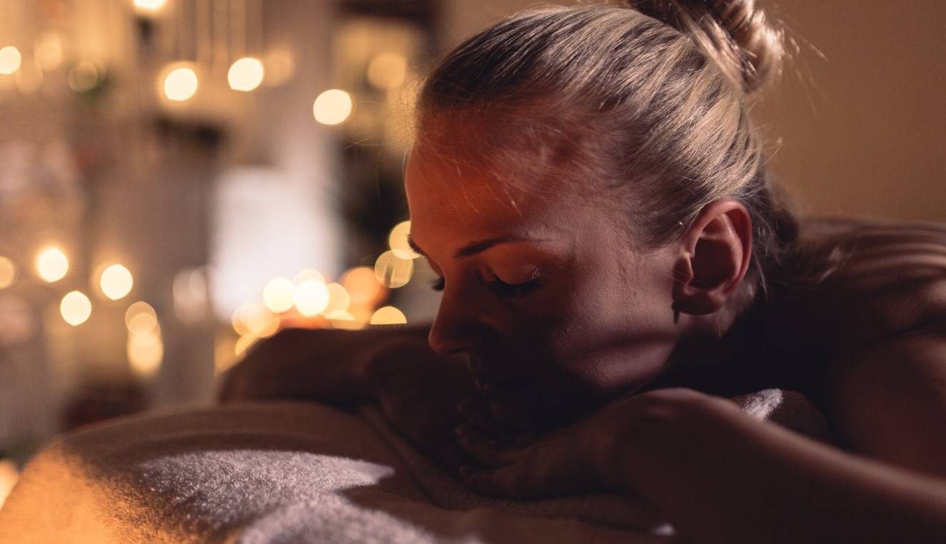 Masaż erotyczny - jak go zrobić i na co zwrócić uwagę