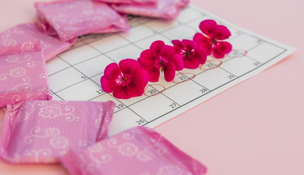Od czego może się spóźniać okres: najczęstsze przyczyny i możliwe rozwiązania